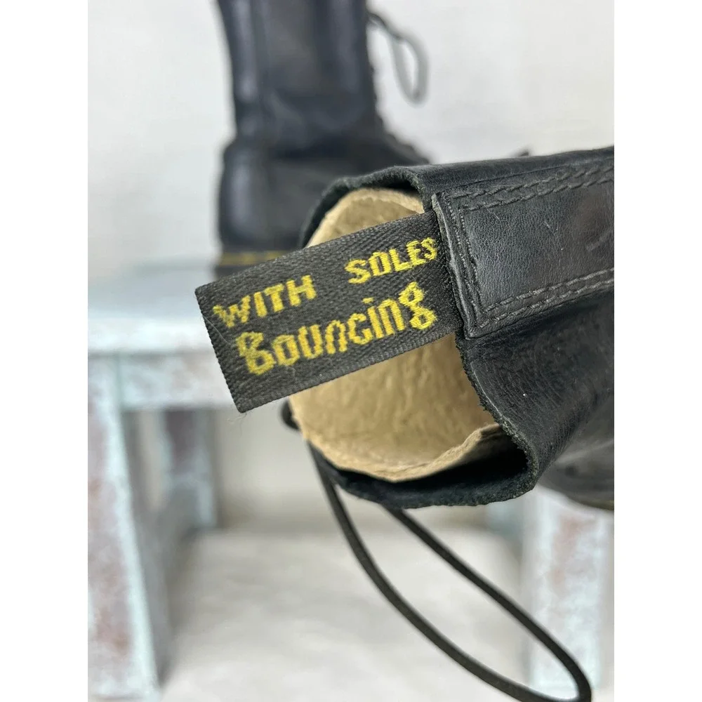 Dr Martens Leather Ankle Boots Black AirWair Bouncing‎ Soles Combat Boots